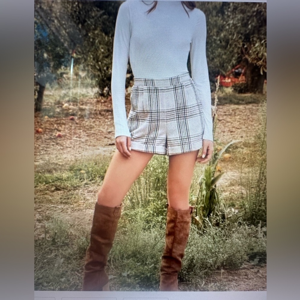 SAGE THE LABEL Plaid Shorts Brown Checkered